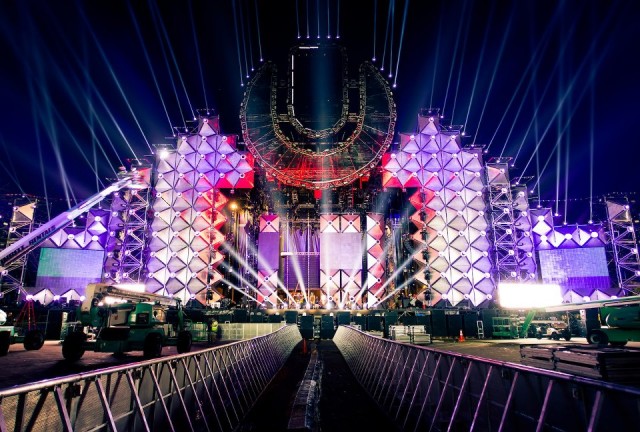 ultra-music-festival-2013-stage