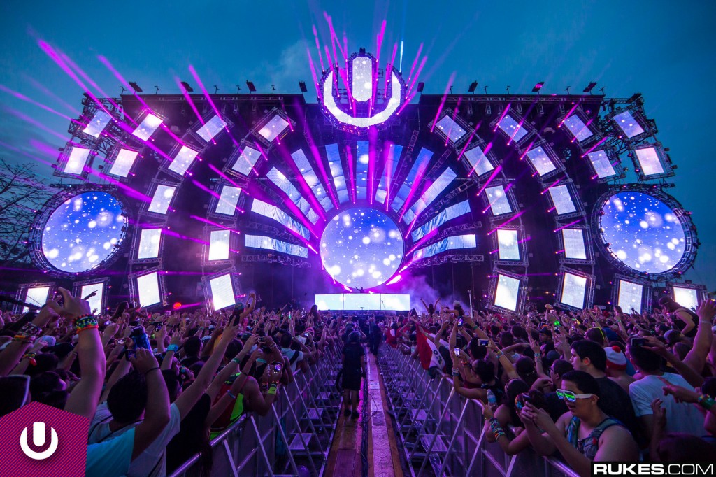 Relive Live Sets From Ultra Music Festival 2015 | Run The Trap