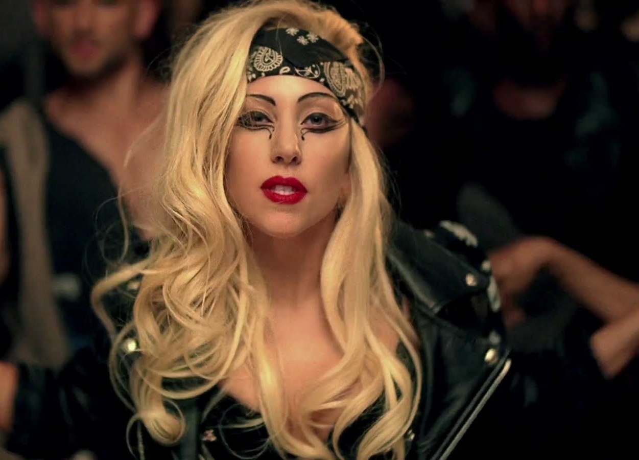 Lady-Gaga-Judas-lady-gaga-31583519-1251-900