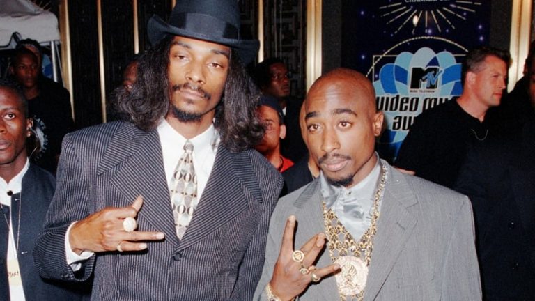 Snoop Dogg to Induct Tupac Into Rock & Roll Hall of Fame