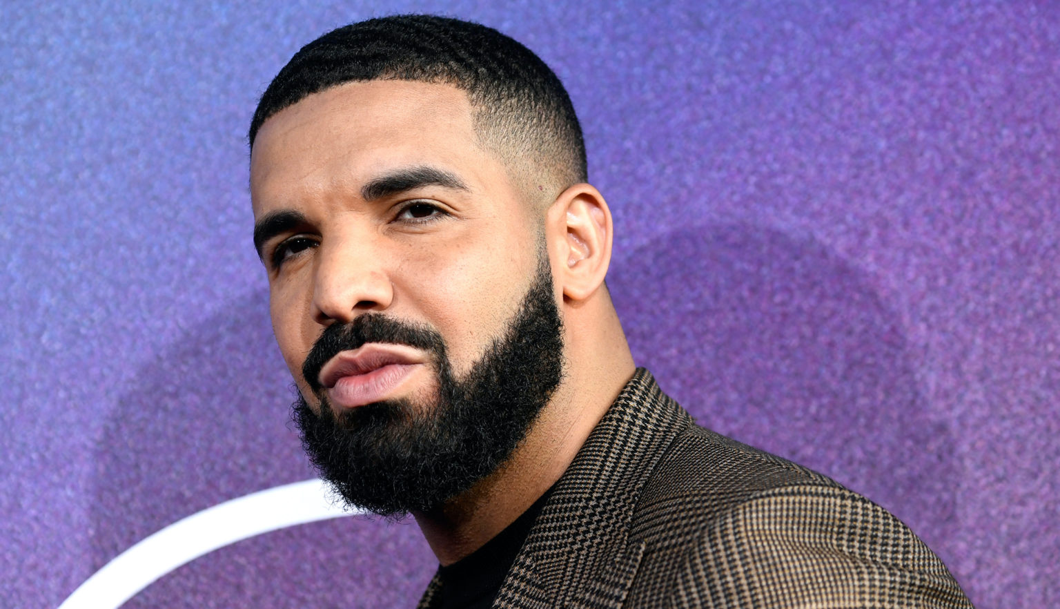 Drake Announces 'Dark Lane Demo Tapes' Midnight Release +